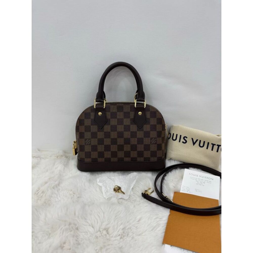 Louis Vuitton Women Pre-Loved Bag Very Good Condition
